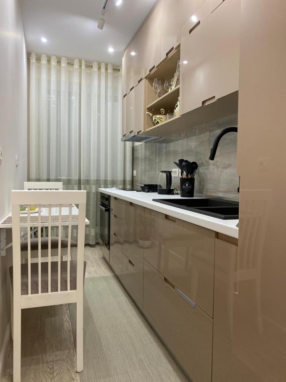 New Valona Apartment City Center Vlorë Esterno foto