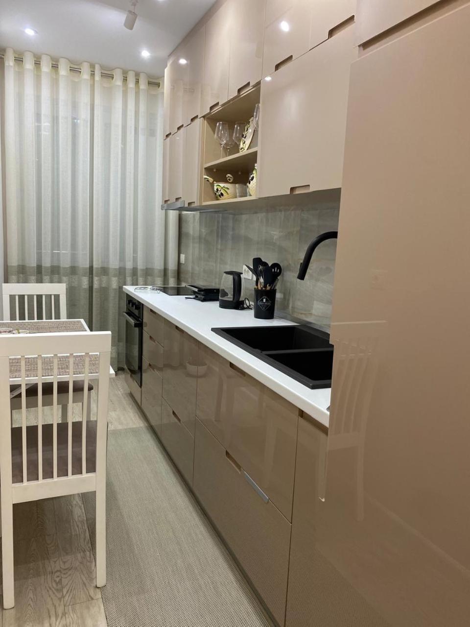 New Valona Apartment City Center Vlorë Esterno foto